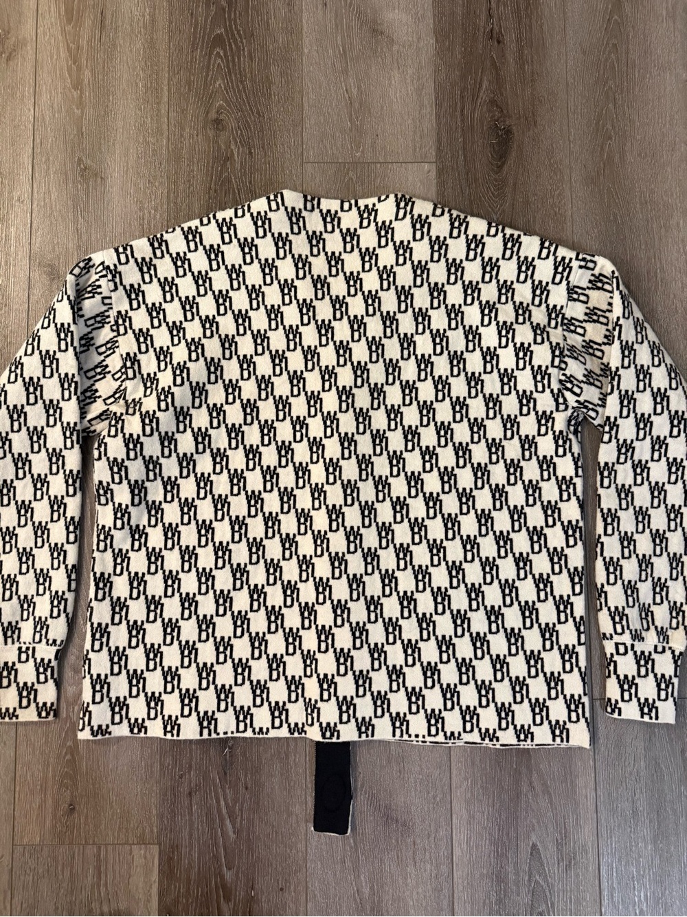 WE11DONE Logo Oversized Off-White Button Down Wool Cardigan Sweater Size Small - Picture 6 of 9